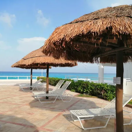 Brisas Beachfront Studios In Hotel Zone
